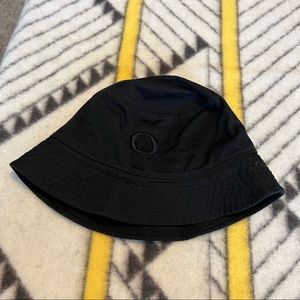 Nike Oregon Ducks Black Bucket Hat NWT